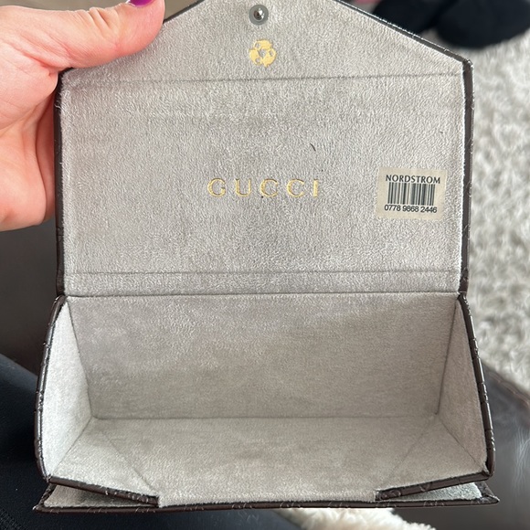 Gucci sunnies - Picture 6 of 7